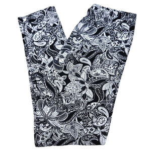 SweetLegs Black and White Paisley Floral Leggings - Plus Size